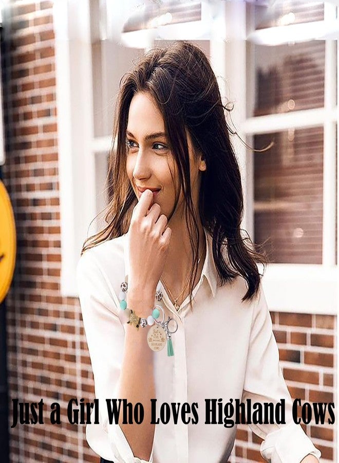 هدايا على شكل بقرة هايلاند من كيو بيج، سلسلة مفاتيح على شكل بقرة هايلاند، سلسلة مفاتيح للمعصم لمفاتيح السيارة، سلاسل مفاتيح لطيفة للنساء (أخضر) - Image 2